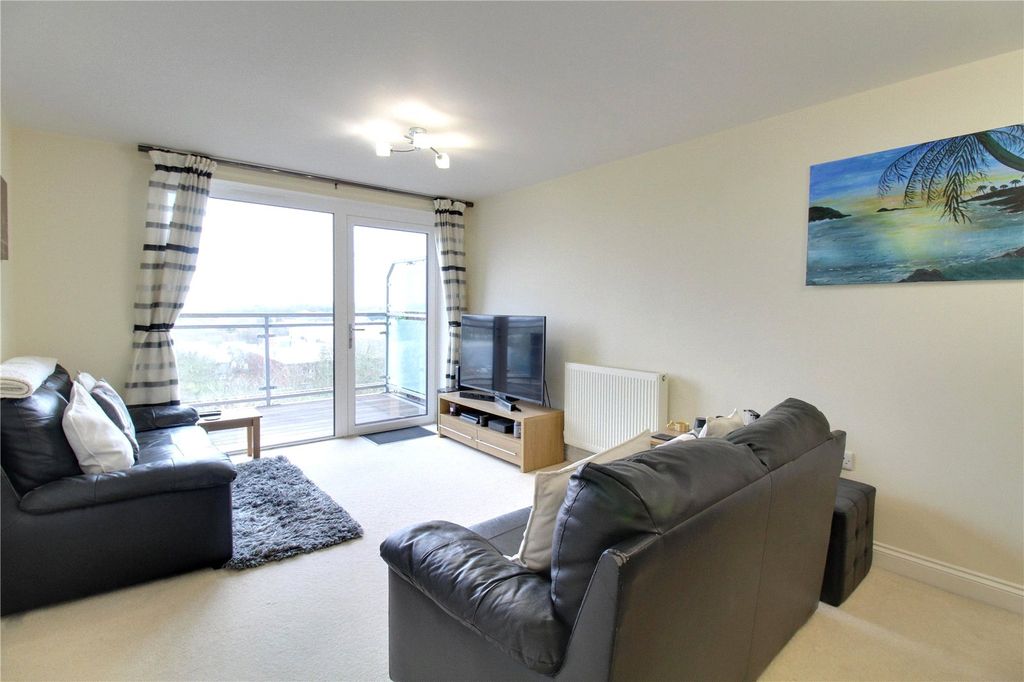 Property photo 2 of 12 Picture No. 07