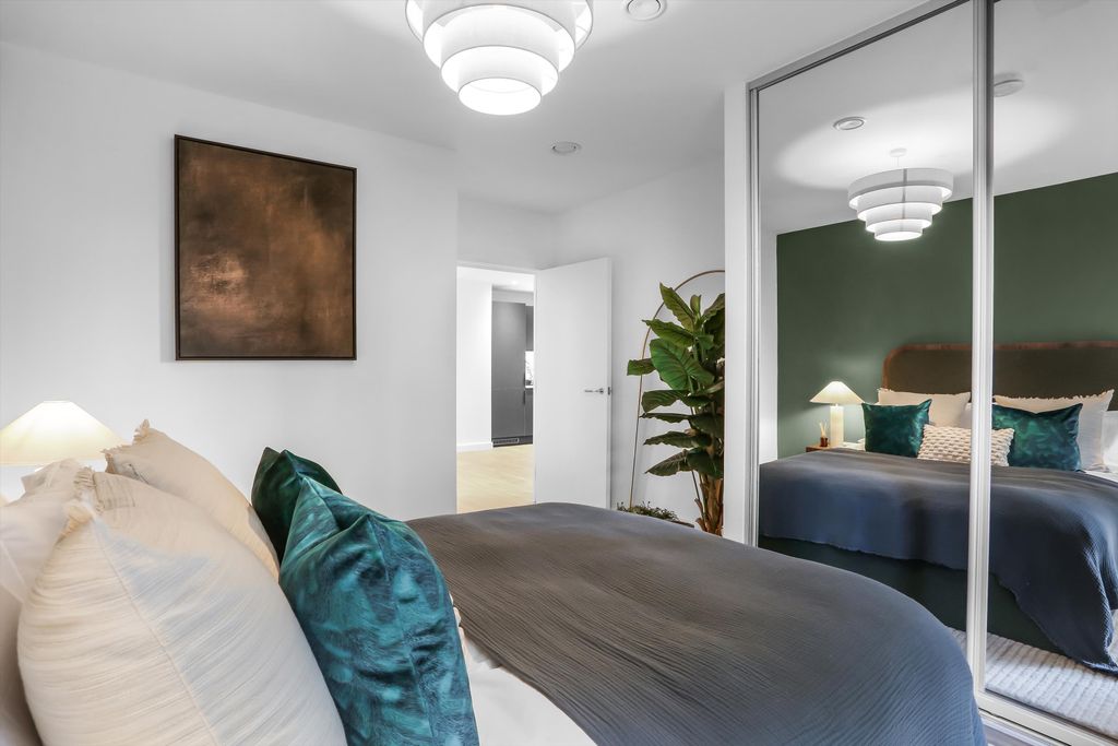 Property photo 2 of 16 Image