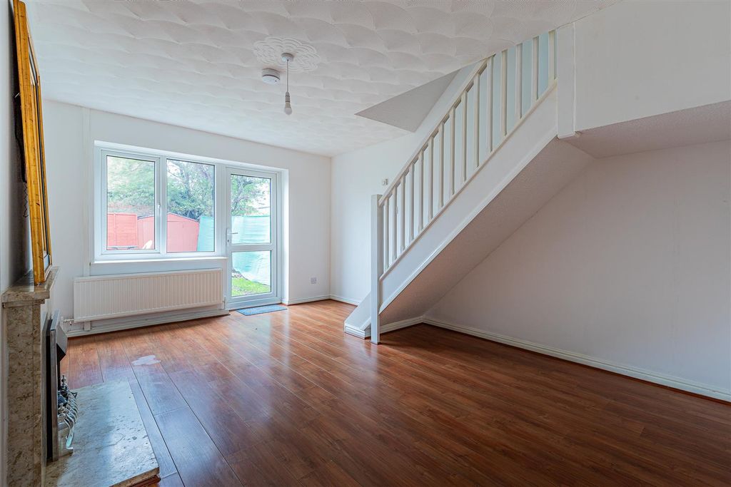 Property photo 3 of 12 17-7.Jpg