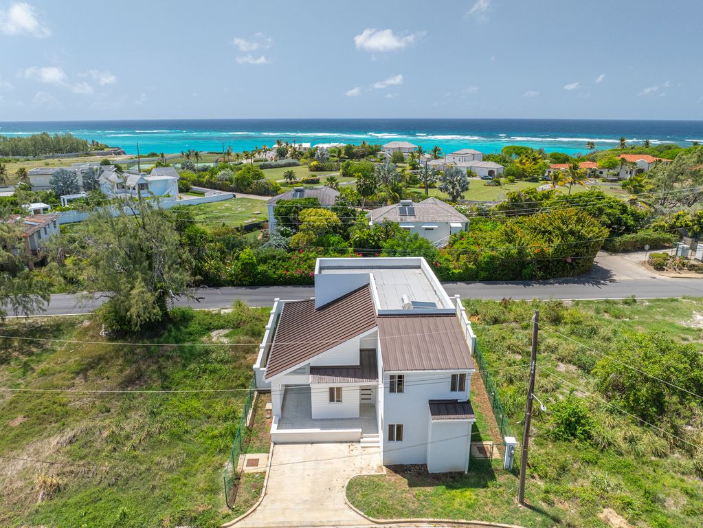 Property photo 1 of 16 Coral Haven 59