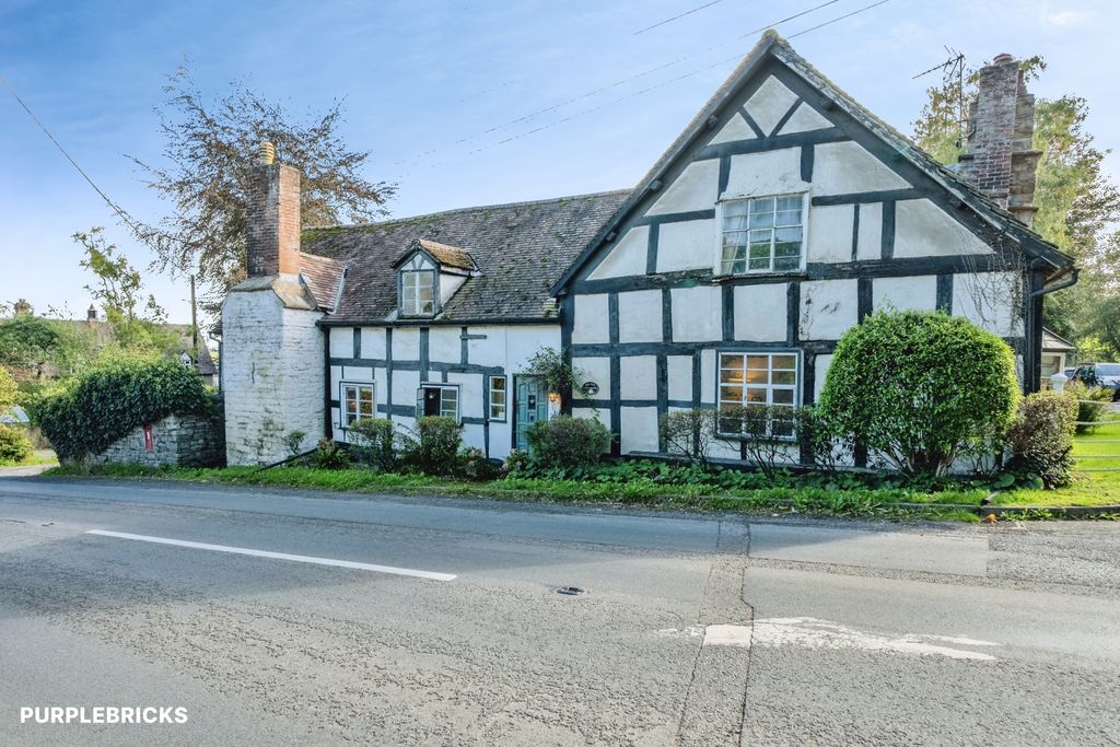 Property photo 2 of 50