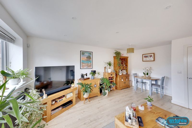 Property photo 2 of 15 Photo 4