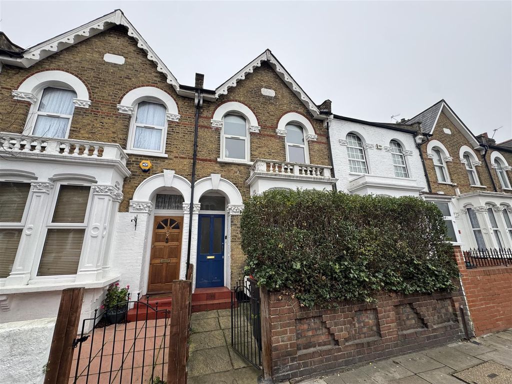 Property photo 1 of 14 Waldergrave Road N8