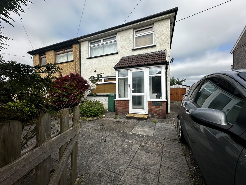 Property photo 1 of 3
