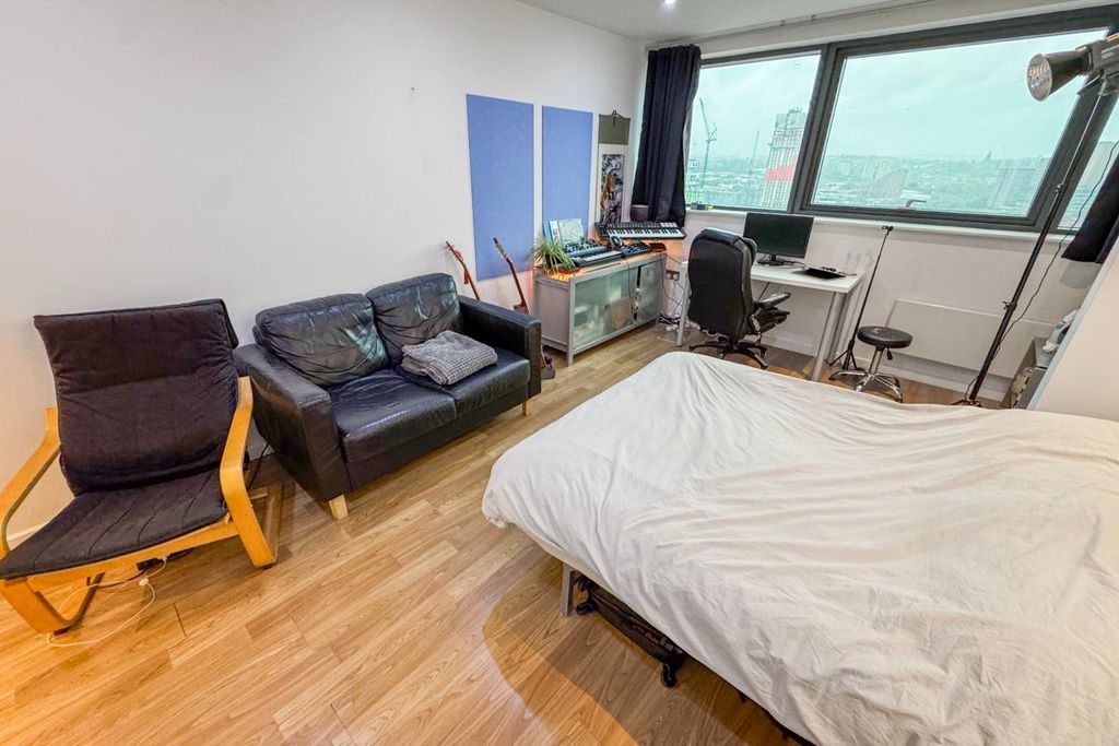 Property photo 3 of 11 3.Jpg