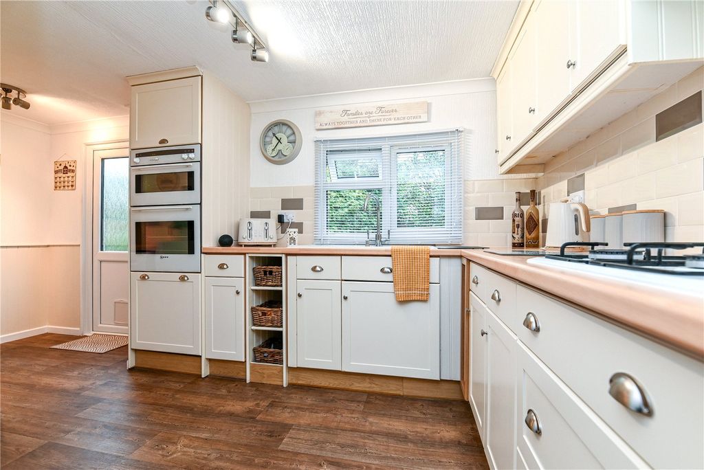 Property photo 2 of 15 Picture No. 03