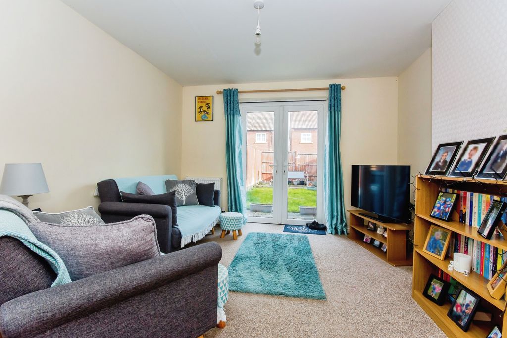 Property photo 3 of 17 Photography