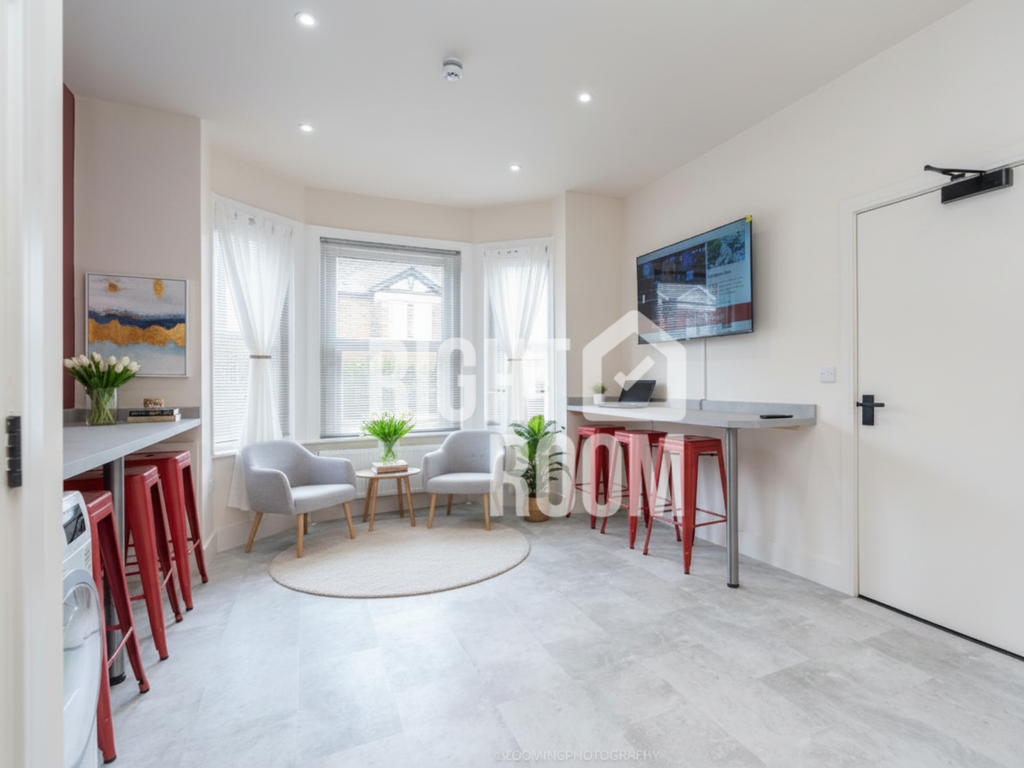 Property photo 3 of 38