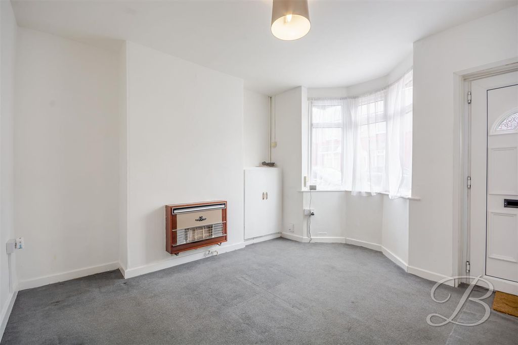 Property photo 3 of 13 Afmaerxgaew8W-O9Rrt_Aa.Jpg