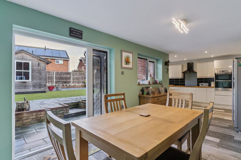 Property photo 3 of 22