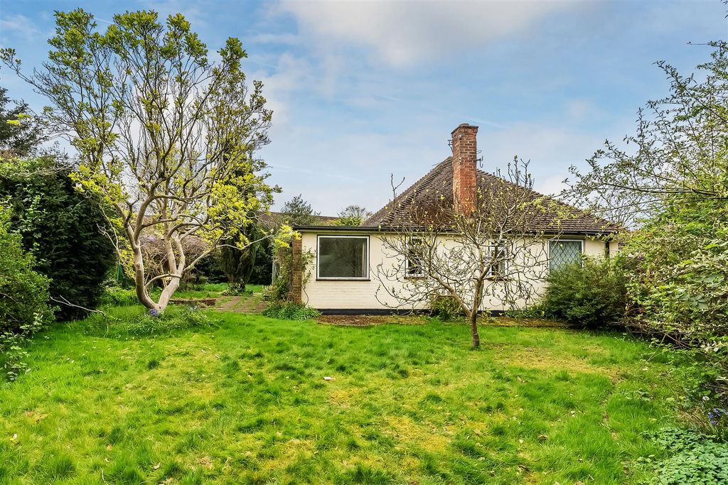 Property photo 2 of 18 5-Richbell-Close-18.Jpg