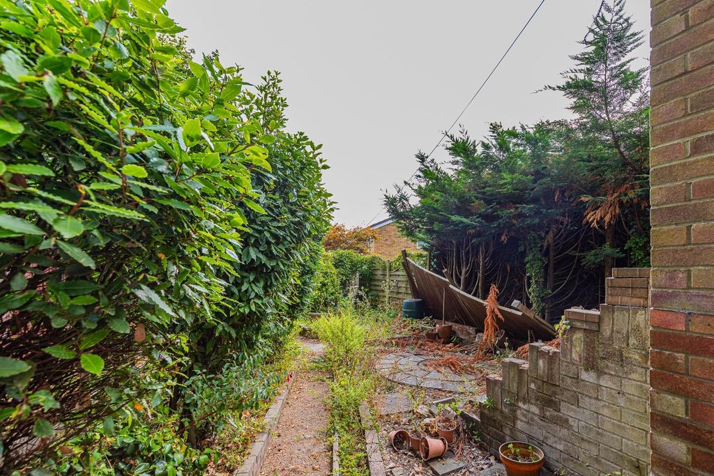 Property photo 2 of 20 18 (2 Of 20).Jpg
