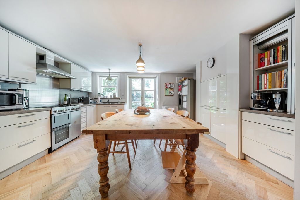 Property photo 3 of 35 1442361-13-6A3Acc...