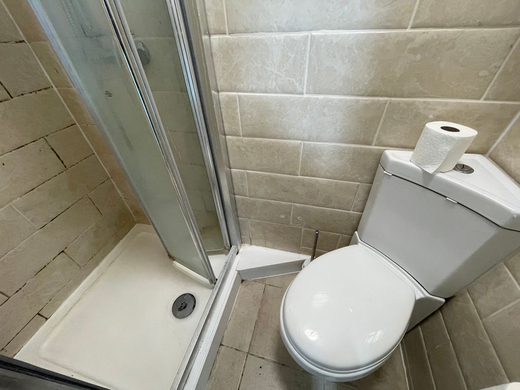 Property photo 3 of 3