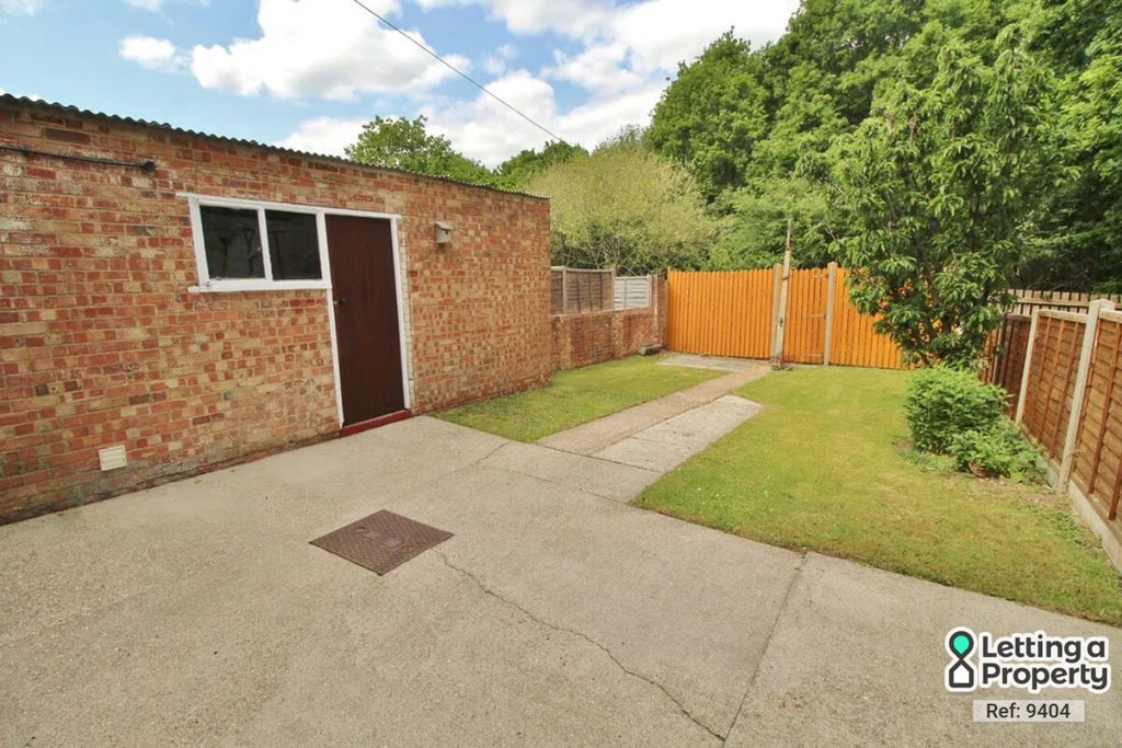 Property photo 2 of 7