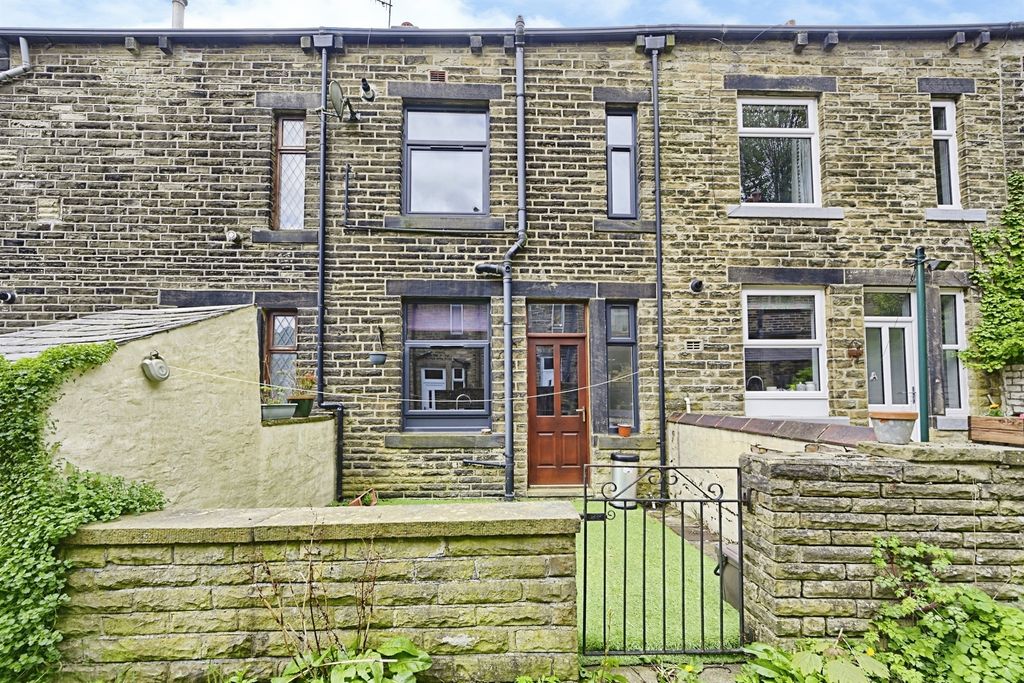 Property photo 2 of 13