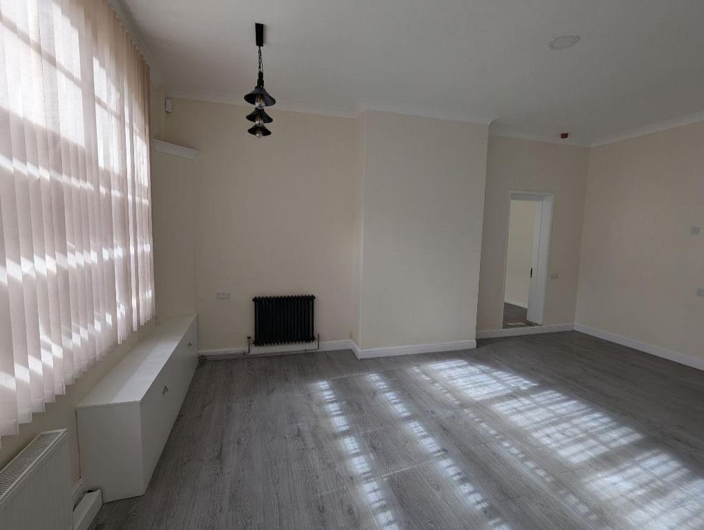 Property photo 2 of 8 Ground Floor Office Sept 2025 (5).Jpg