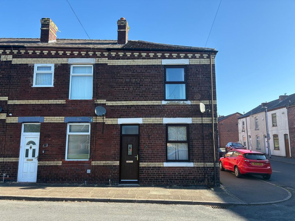 Property photo 1 of 9 20 Perch Street