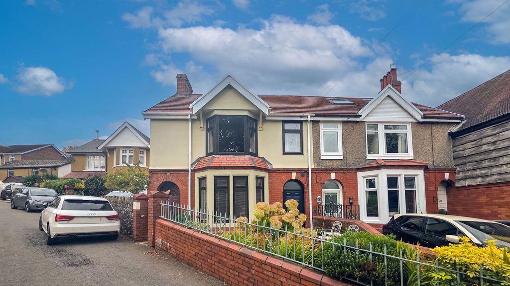 Property photo 1 of 30