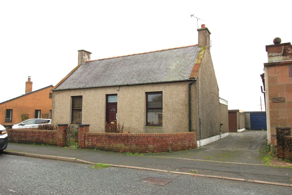 Property photo 1 of 11