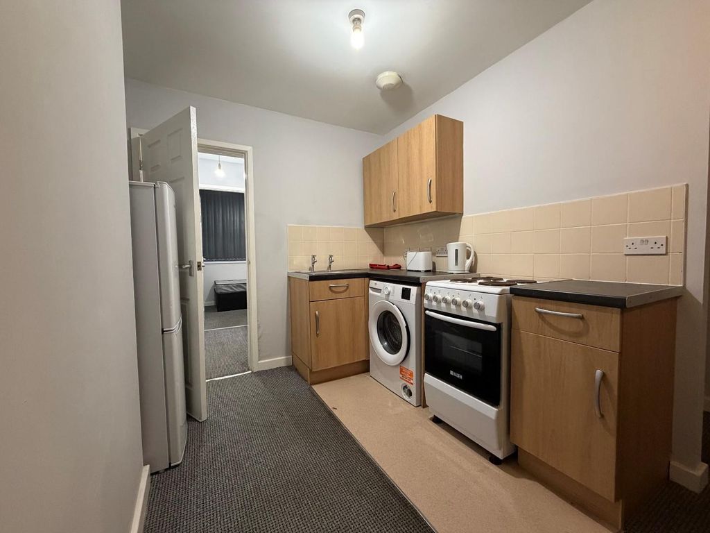Property photo 1 of 4 Flat 1 6 Westbourne 1.Jpg