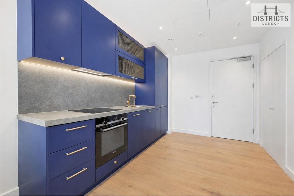 Property photo 2 of 11 Kitchen Wm.Jpg