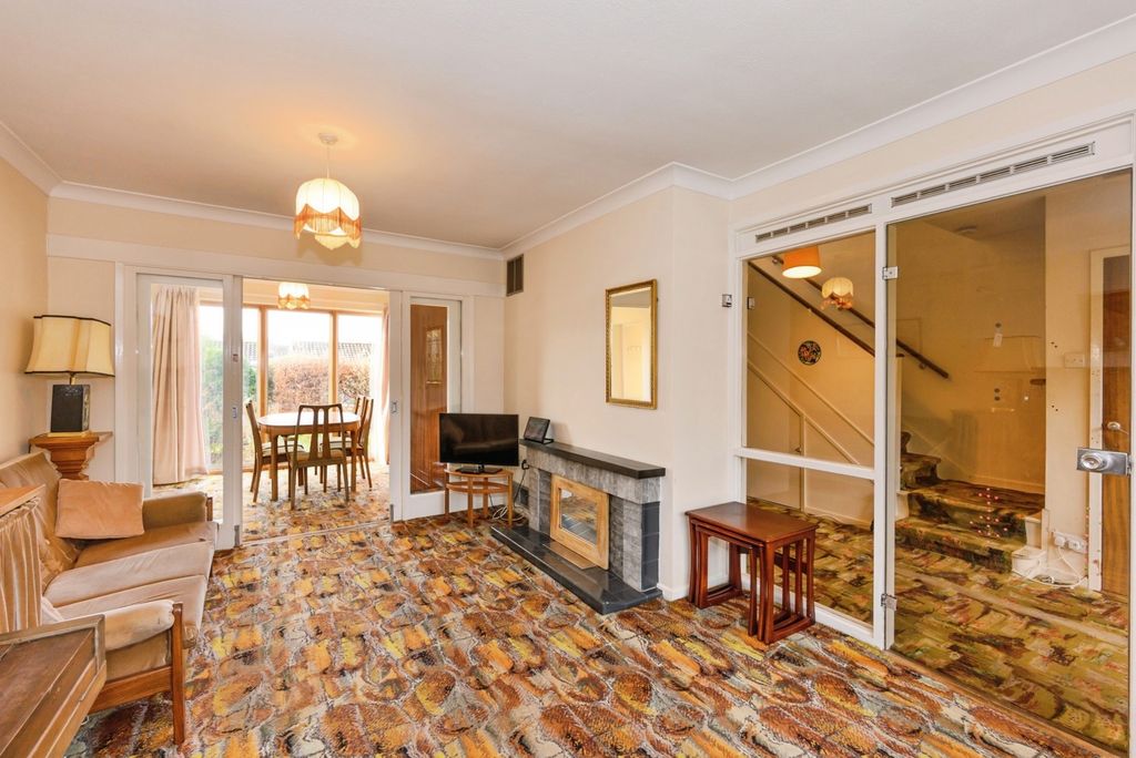 Property photo 2 of 14 Living Room