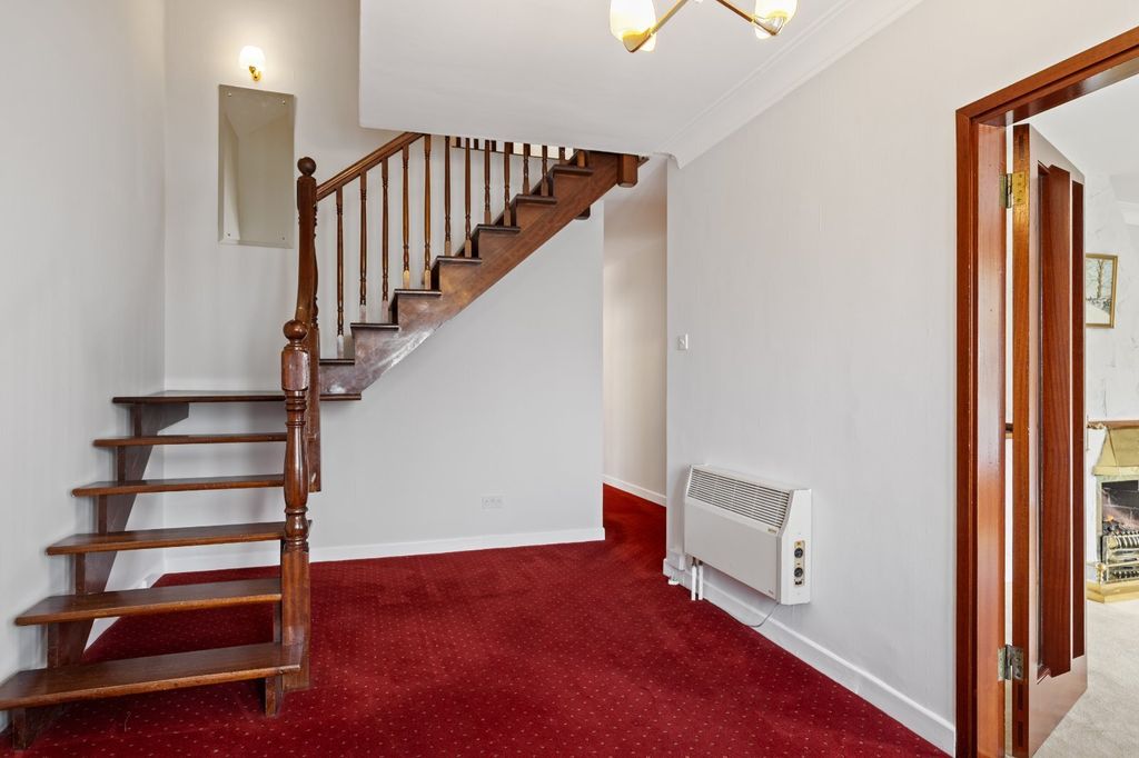 Property photo 3 of 39 Picture No. 03