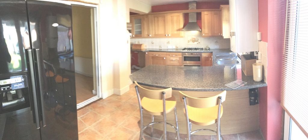 Property photo 2 of 16 Kitchen