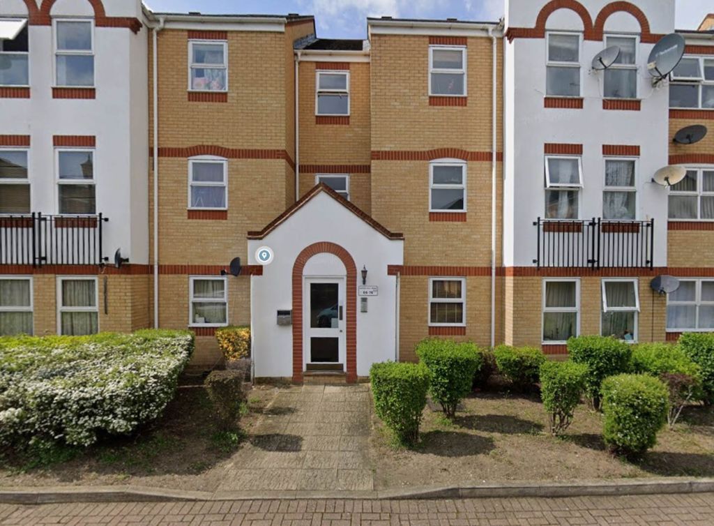 Property photo 1 of 8