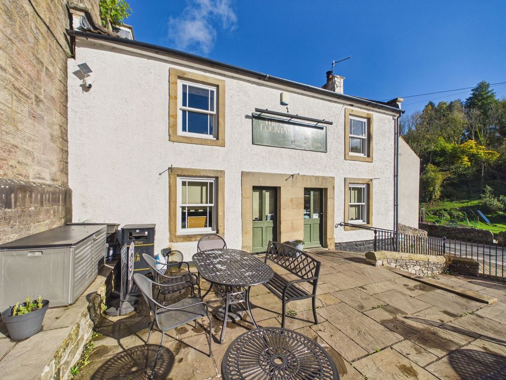 Property photo 1 of 59