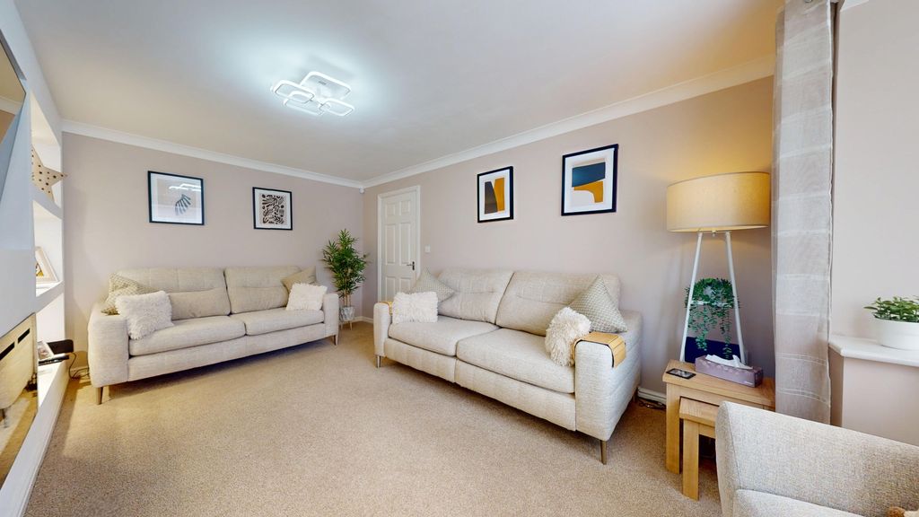 Property photo 3 of 47 5328847
