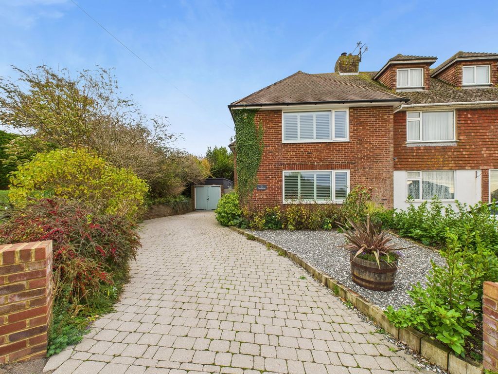 Property photo 1 of 25