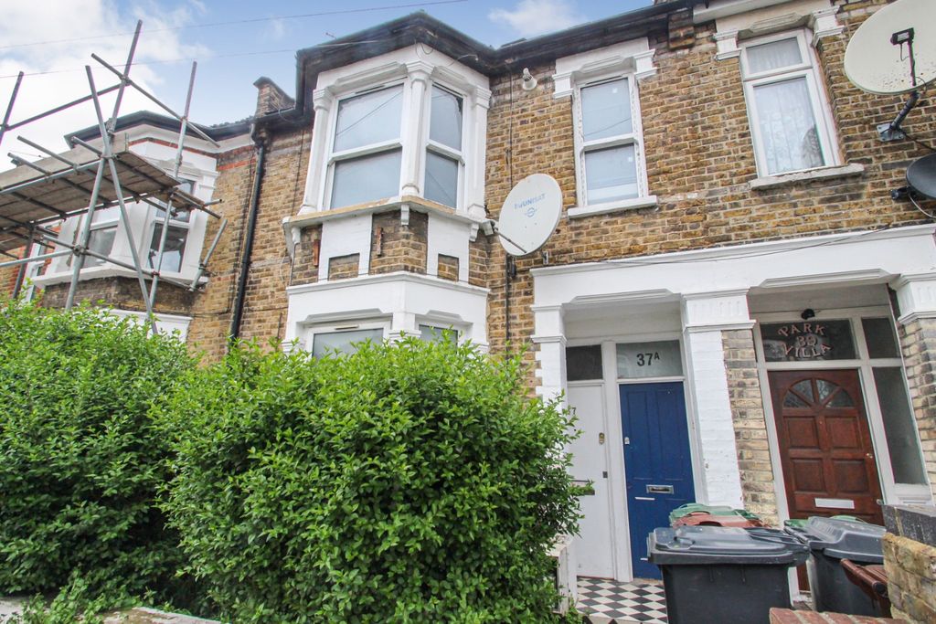 Property photo 1 of 10 2355650