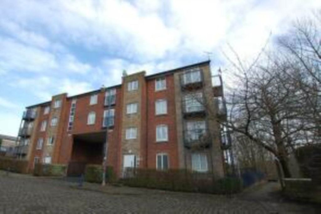 Property photo 1 of 12