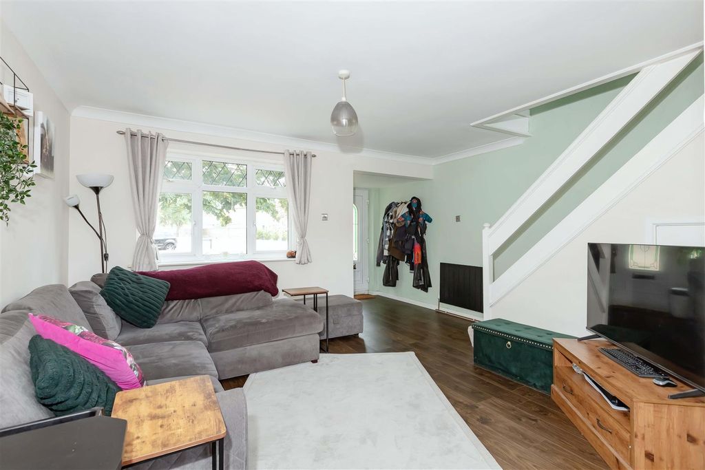 Property photo 2 of 11 Canberra_7.Jpg