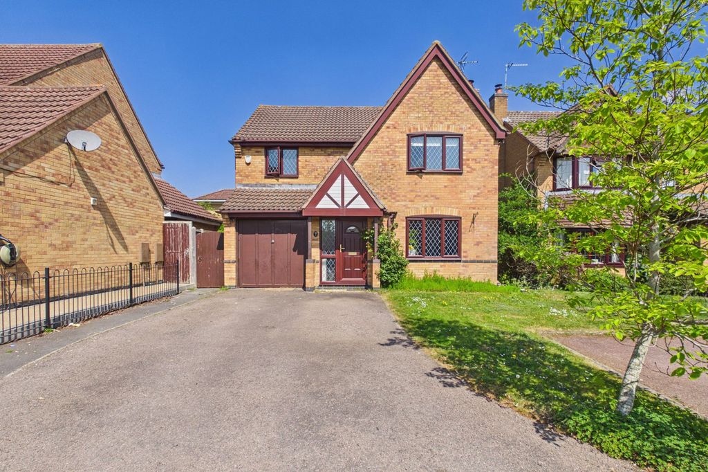 Property photo 1 of 27
