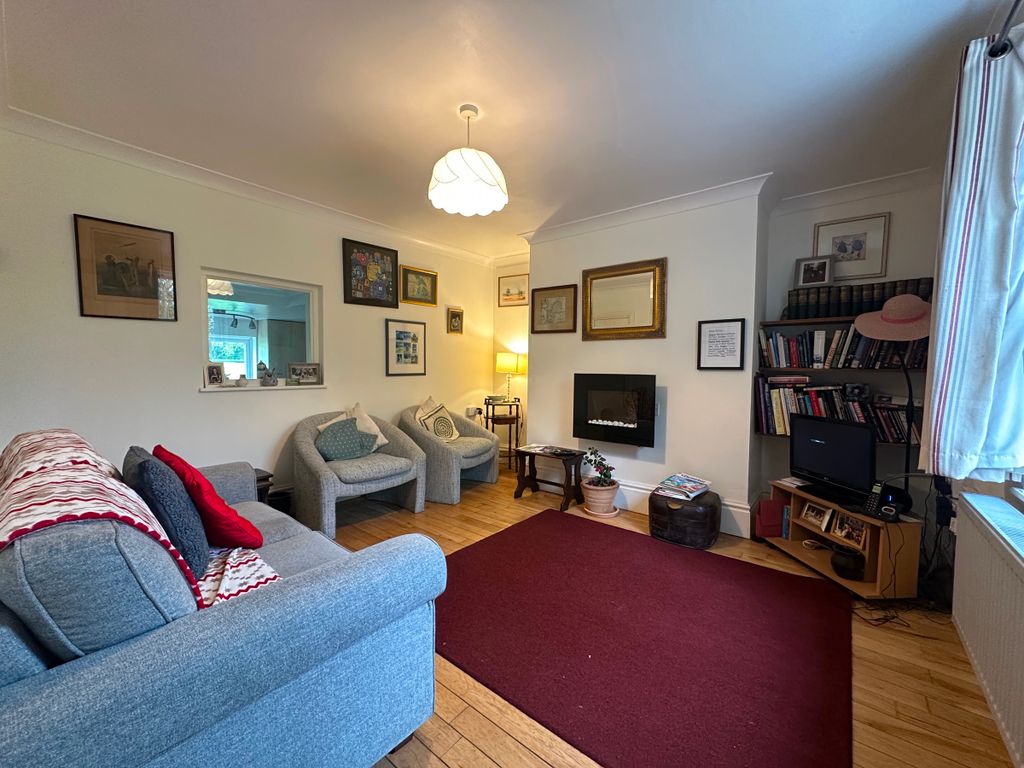 Property photo 2 of 13