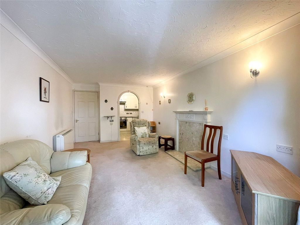 Property photo 3 of 13 Picture No. 12