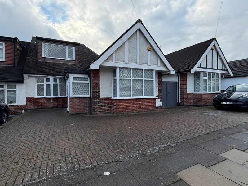 Property photo 1 of 8 Photo 17