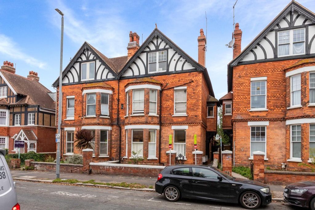 Property photo 1 of 14 Sackville-14.Jpg