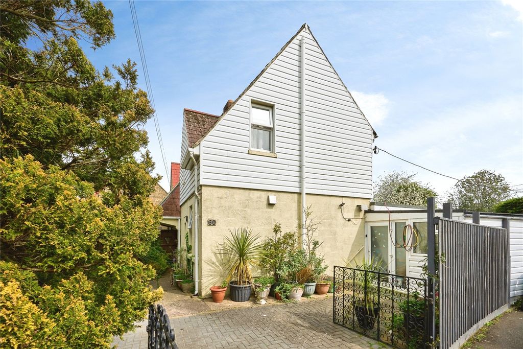 Property photo 1 of 16 Picture No. 08