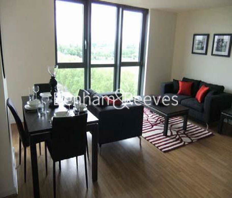 Property photo 1 of 6