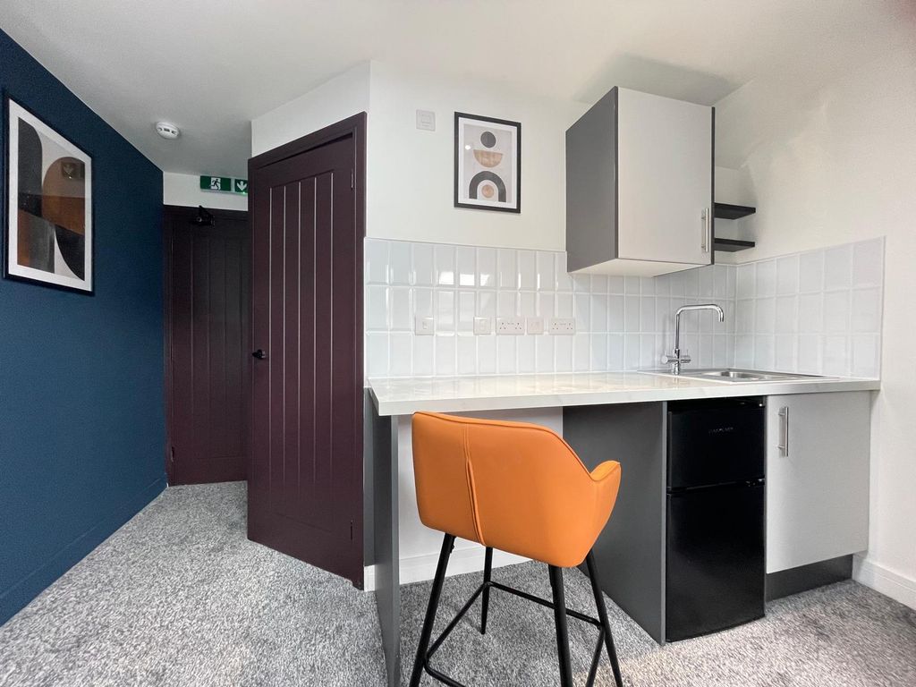 Property photo 2 of 15 0806Fbef-9Fee-4617-B0d7-4E2Abc7d3d2E