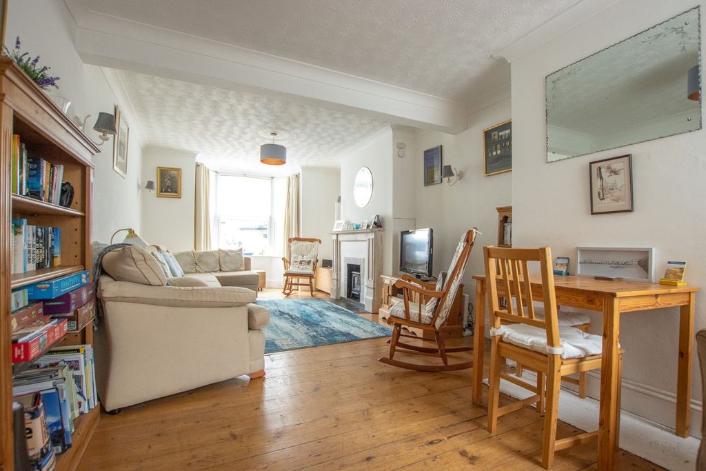 Property photo 2 of 18 3566645
