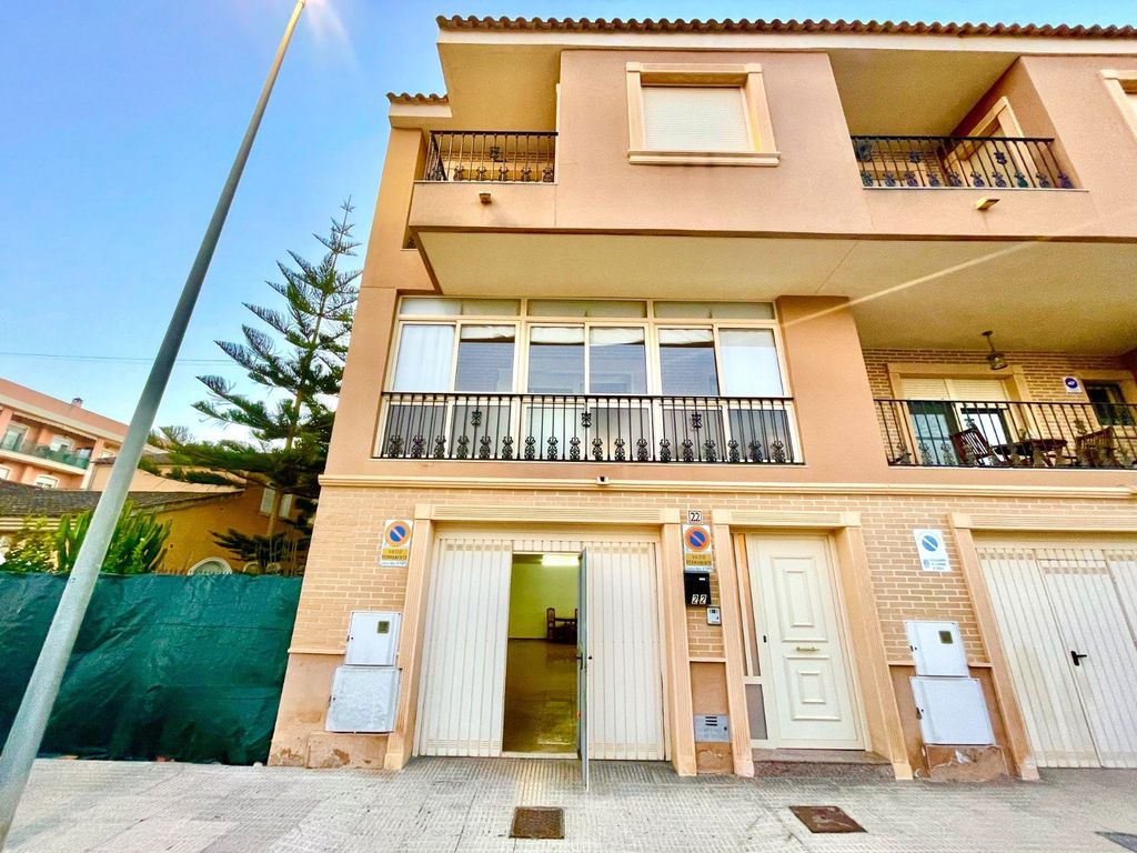 Property photo 1 of 30