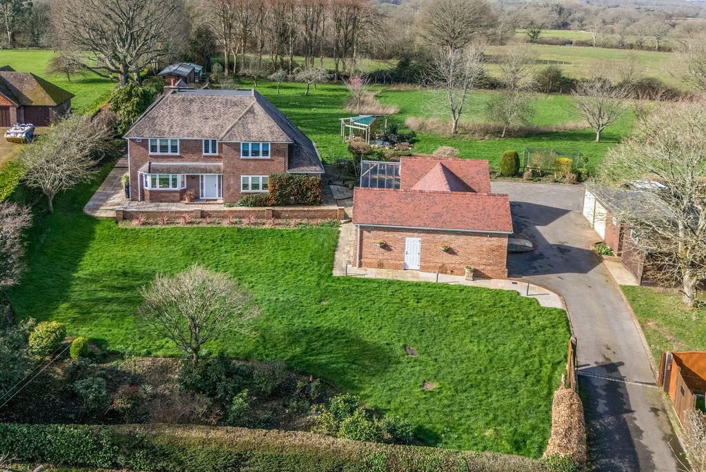 Property photo 1 of 39