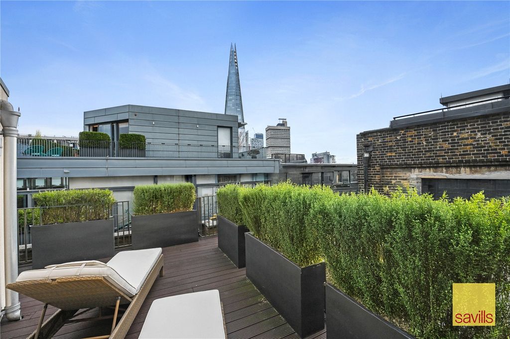 Property photo 3 of 27 Terrace