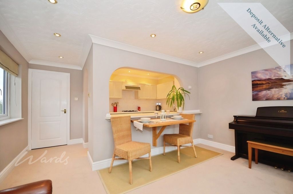 Property photo 3 of 7 Tadley Kitchen 1