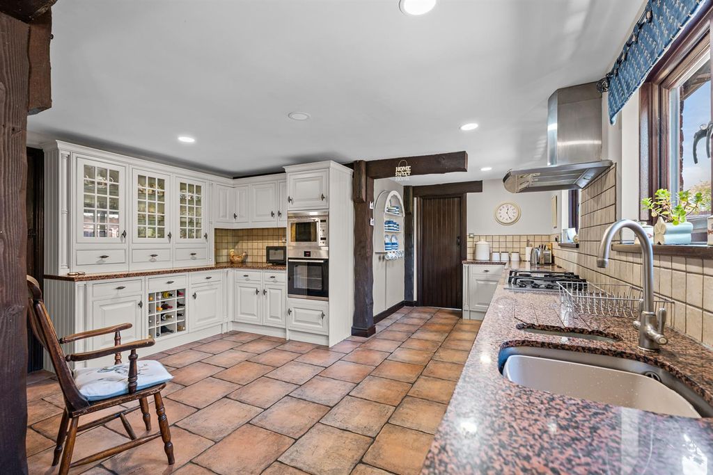 Property photo 2 of 42 Willowby Grange-24.Jpg